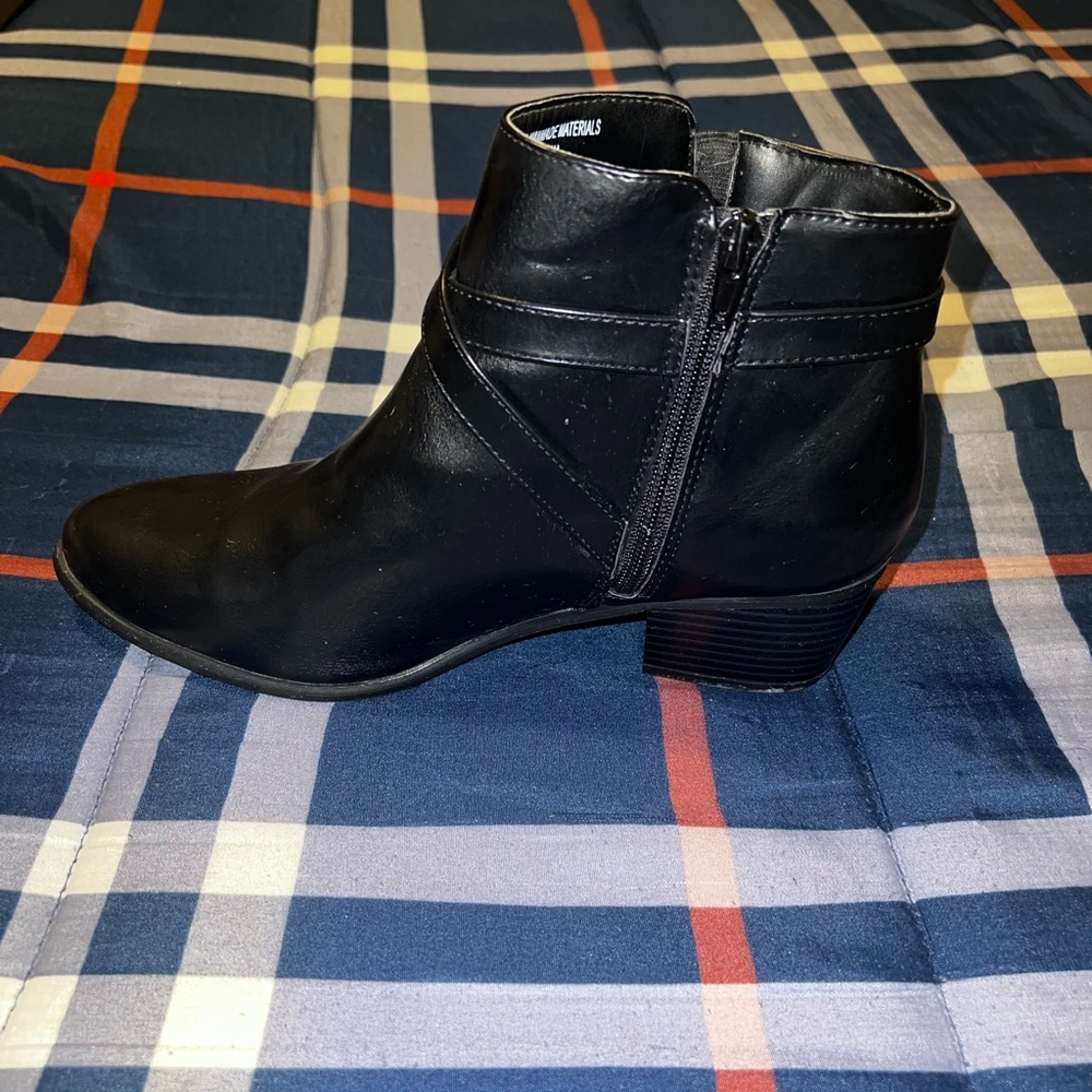 Karen Scott Falonn Ankle Boots - Picture 6 of 11
